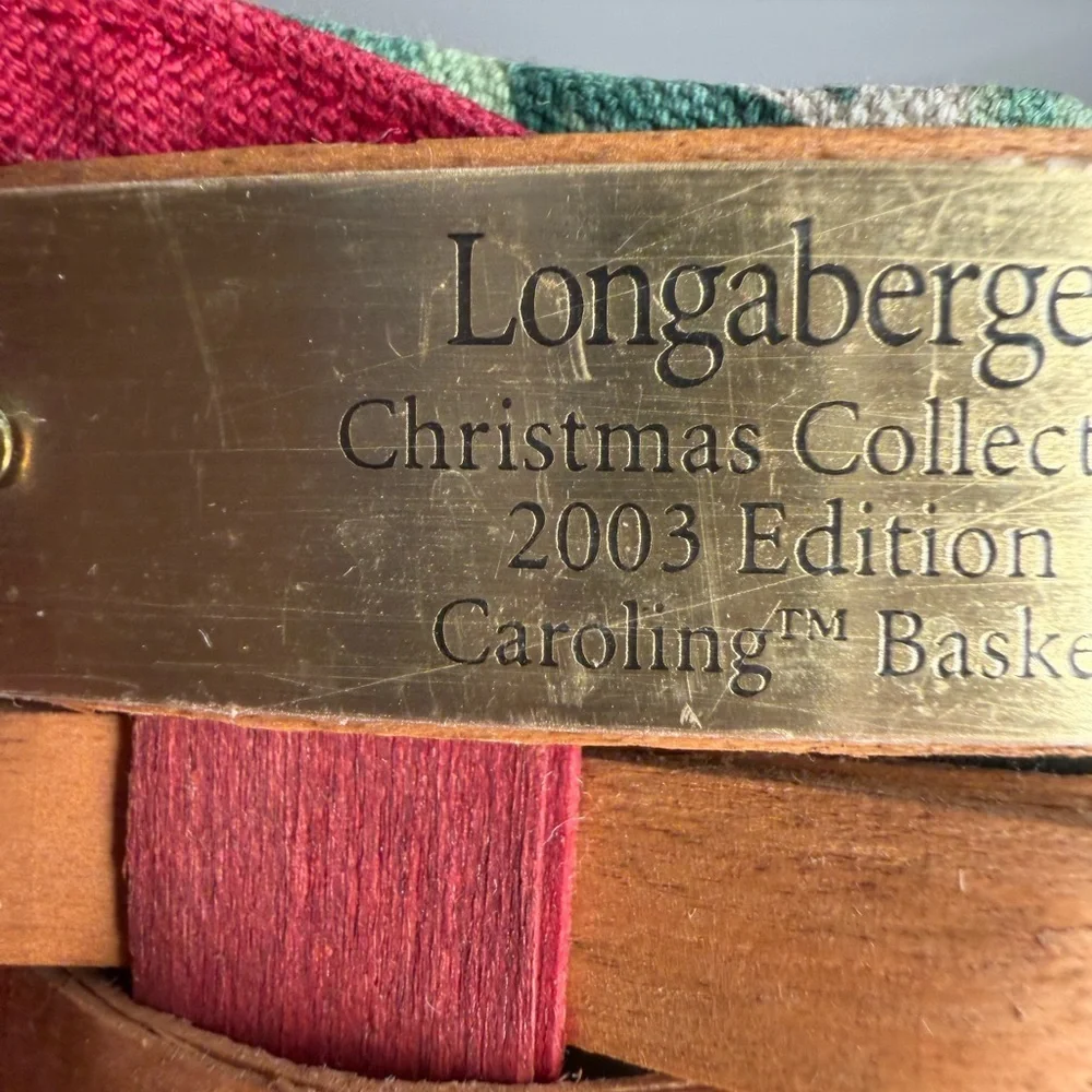 2003 Longaberger Red and Green Hand-Woven Basket w Liner & Bell Ornament